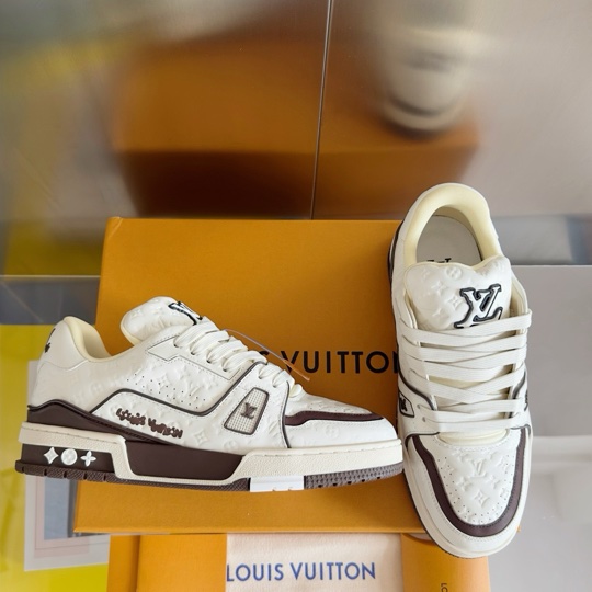 Louis Vuitton Couples Shoes-24